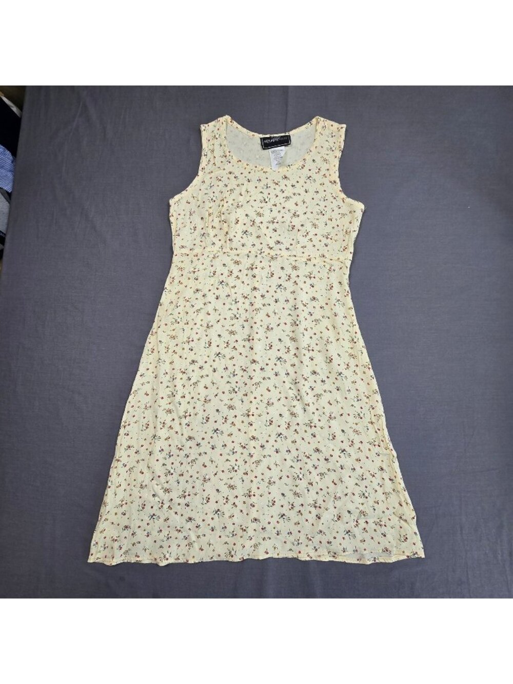 Vintage Molly Malloy Size 6 Small Floral Sleeveless Beige Midi Dress Cottage Cor